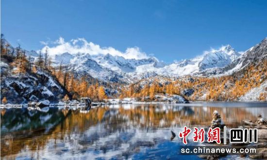圖為丹巴縣美景。成華區(qū)委統(tǒng)戰(zhàn)部 供圖