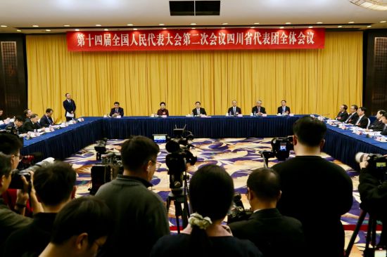 四川代表團舉行開放團組活動。人民網(wǎng)記者朱虹攝